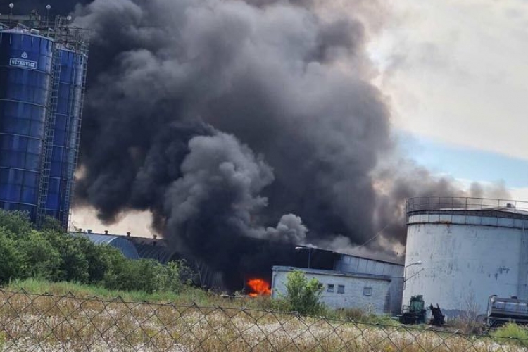 Lángolt az ollétejedi gumifeldolgozó