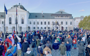 A tüntetés ma is folytatódik, a rendőrség készen áll közbelépni