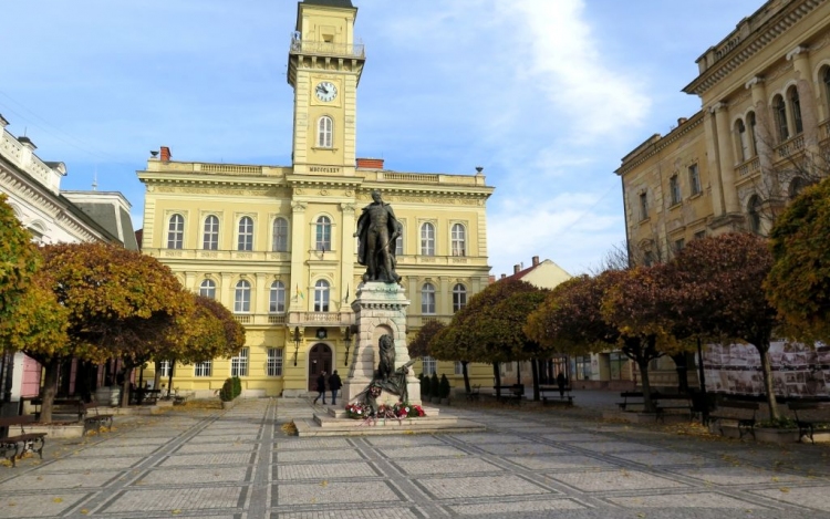 Ilyen időnk lesz ma Komáromban